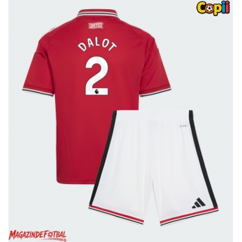 Manchester United Diogo Dalot #2 Echipament de Fotbal Replică 2026-27 Copii Acasa (+ Șorturi)